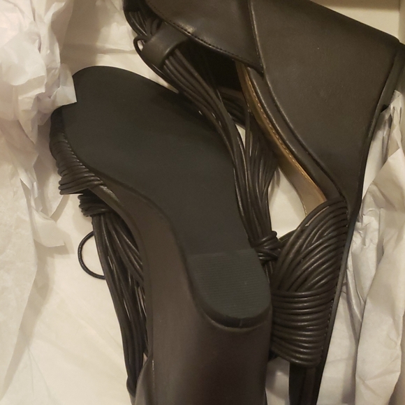 Shoes - Picture 2 of 3